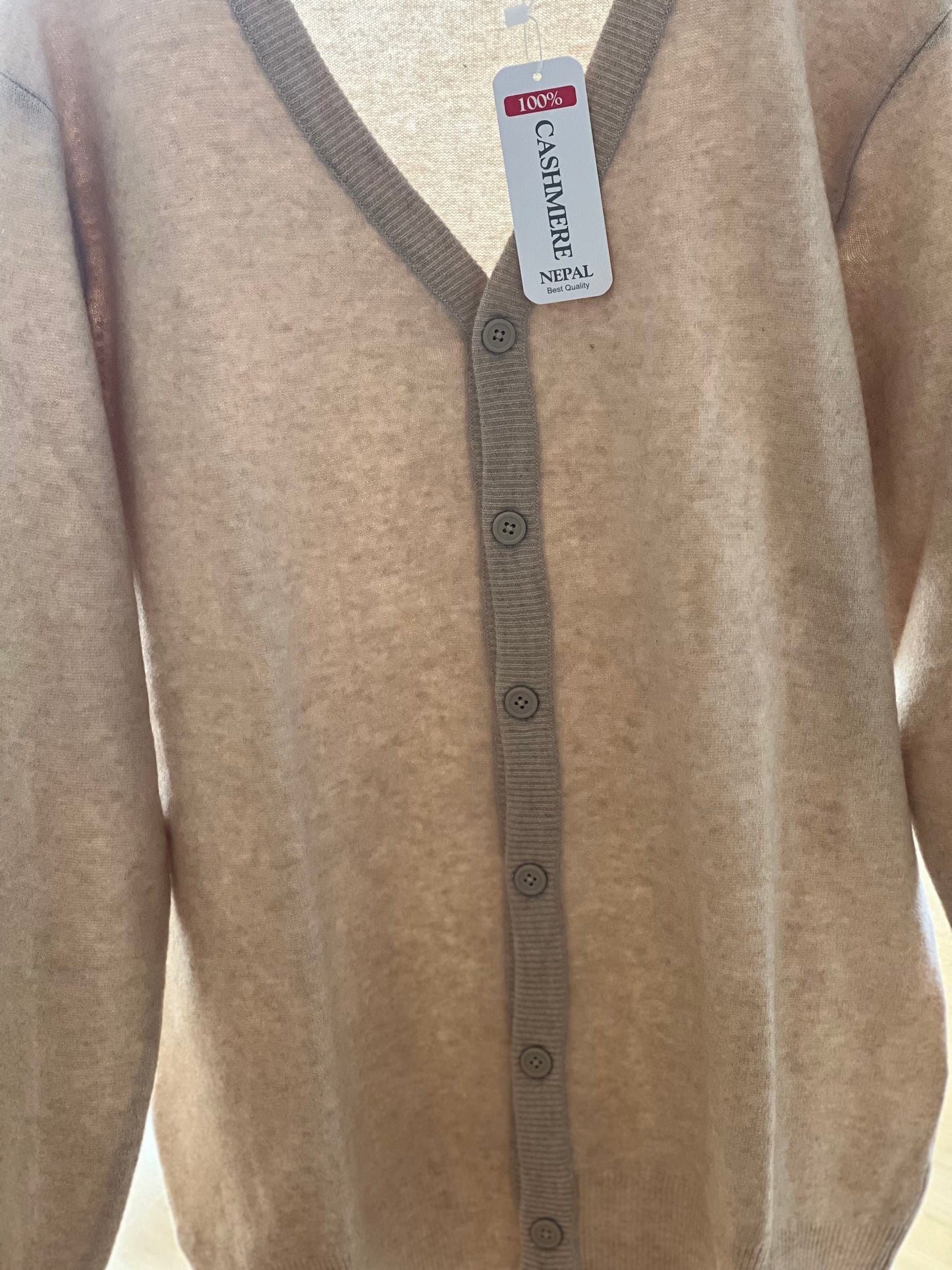 Pure Cashmere Cardigan in Beige