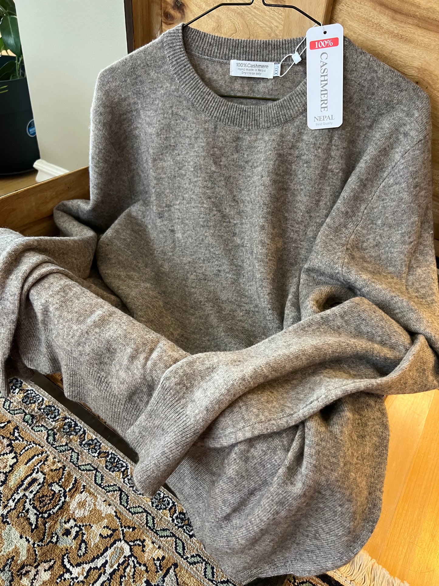 100 % hand woven cashmere wool sweater from Nepal